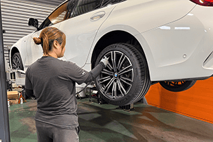 車検・点検の様子
